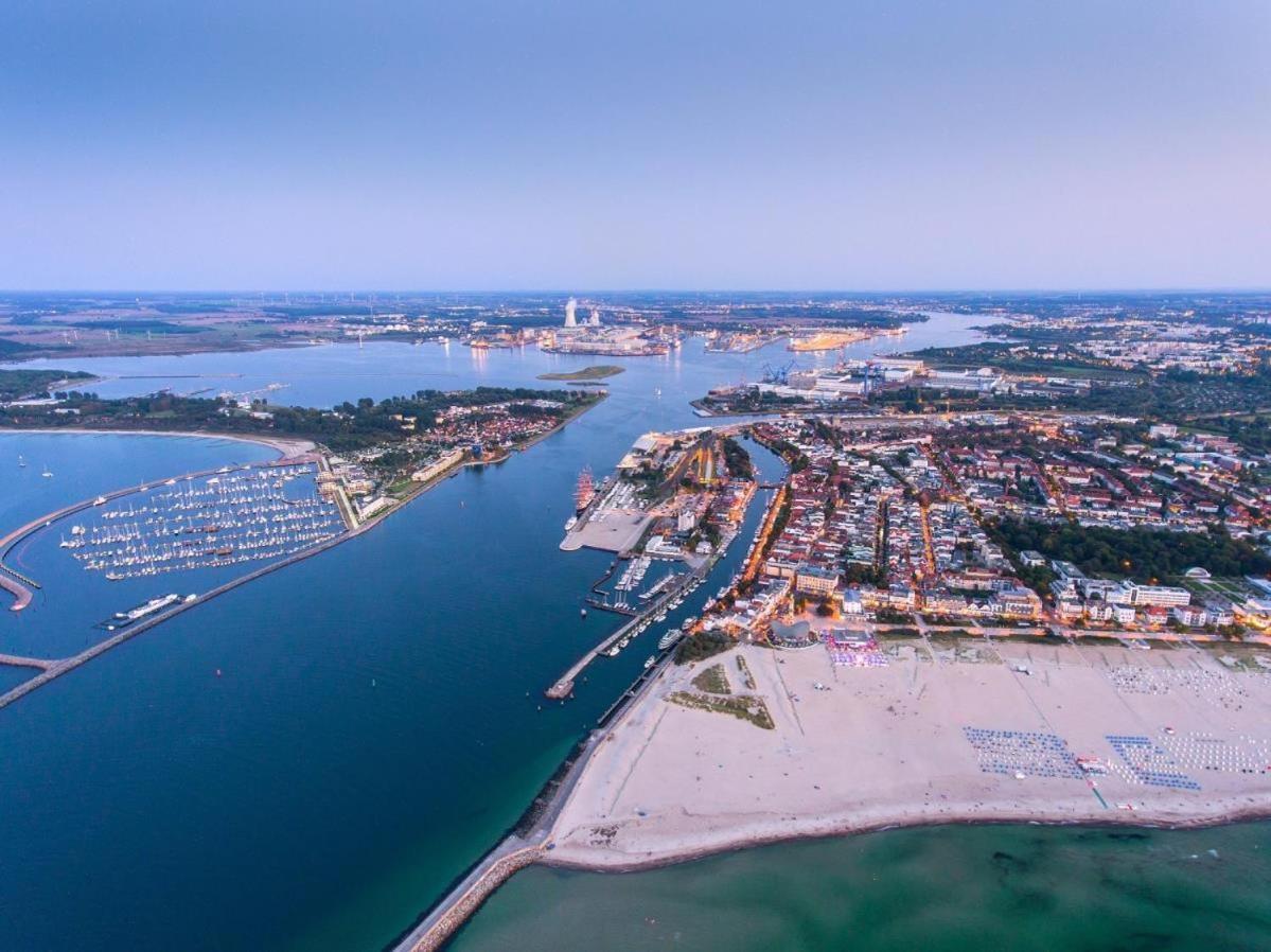 Kapitaenshaus Moewenblick Daire Rostock Dış mekan fotoğraf